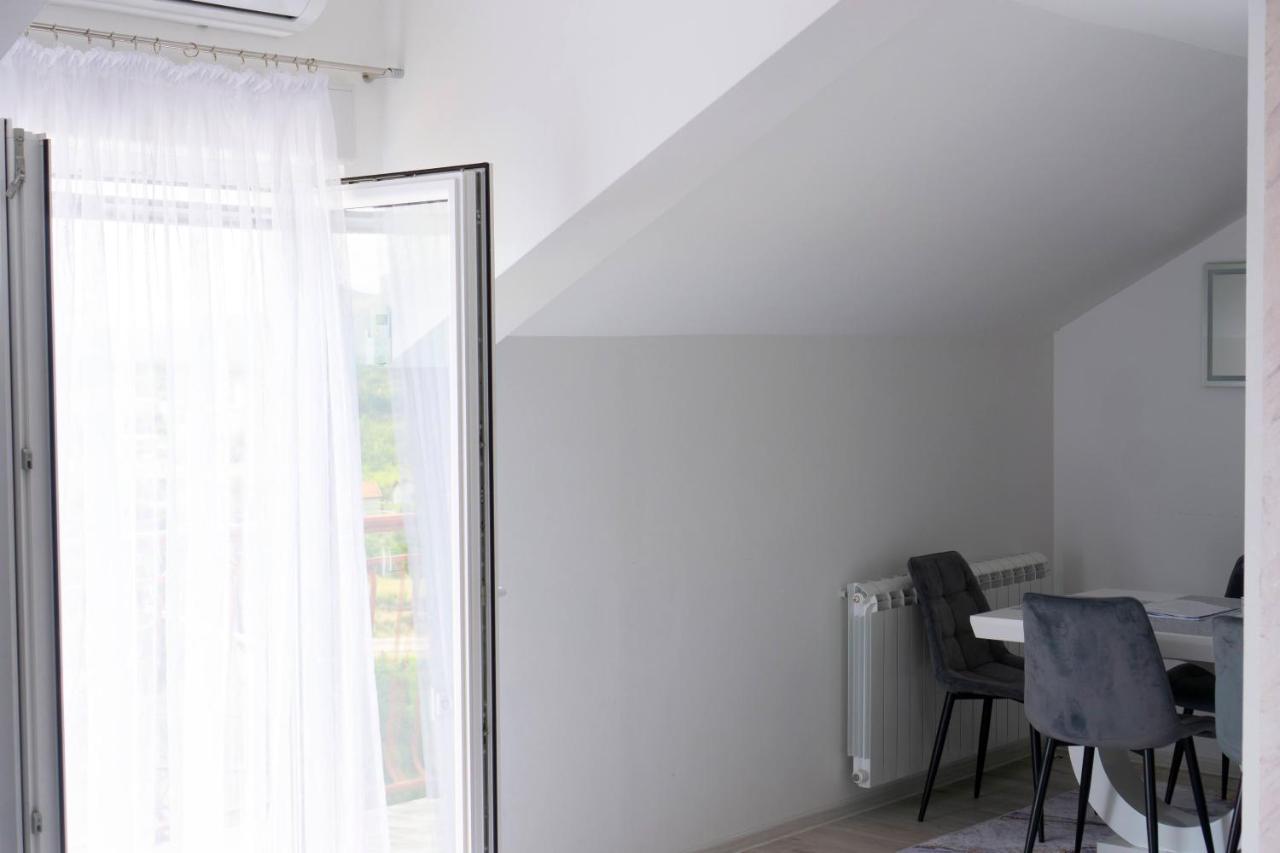 Luxury Apartments Milicevic Τρέμπινιε Εξωτερικό φωτογραφία
