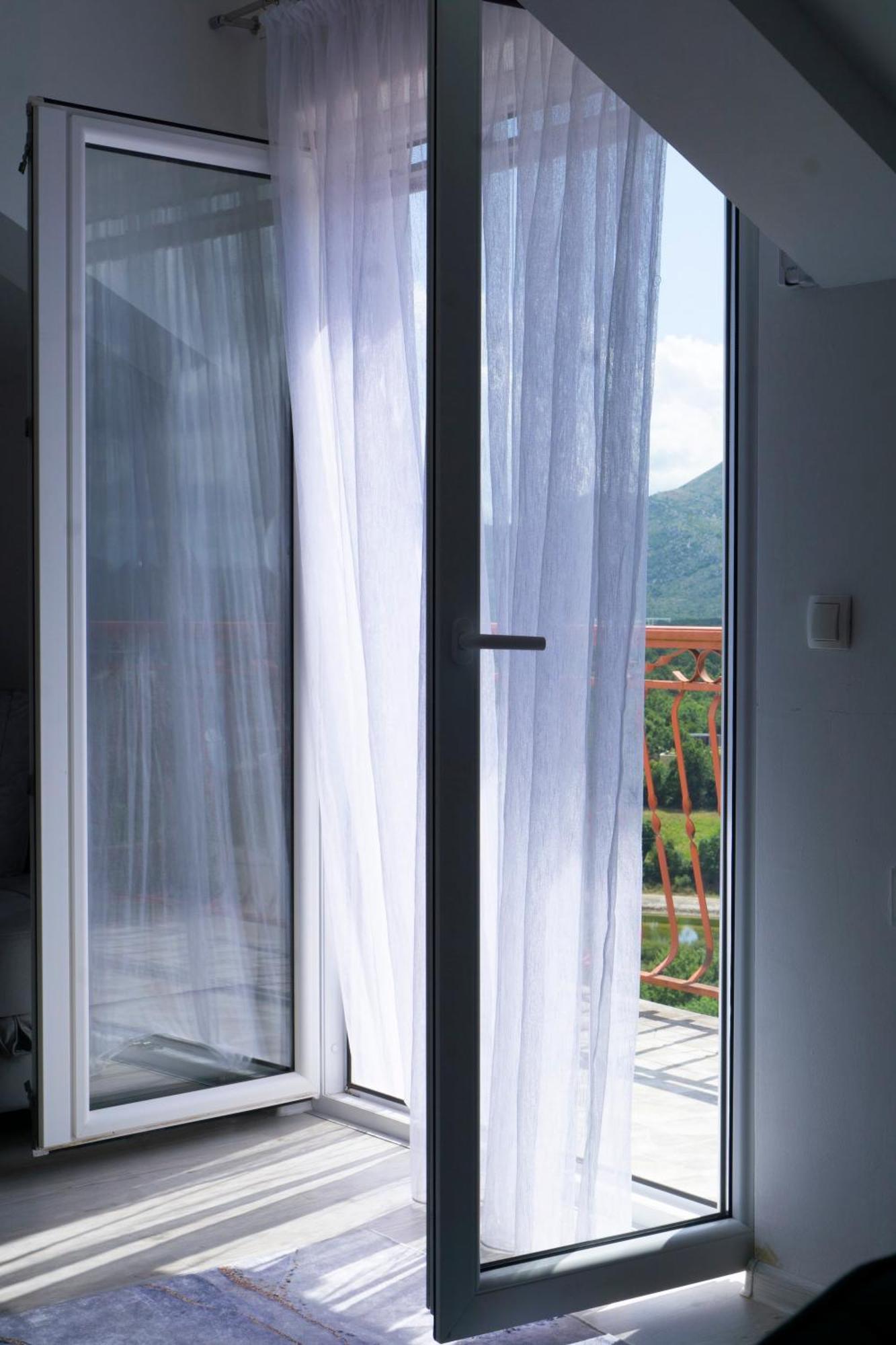 Luxury Apartments Milicevic Τρέμπινιε Εξωτερικό φωτογραφία